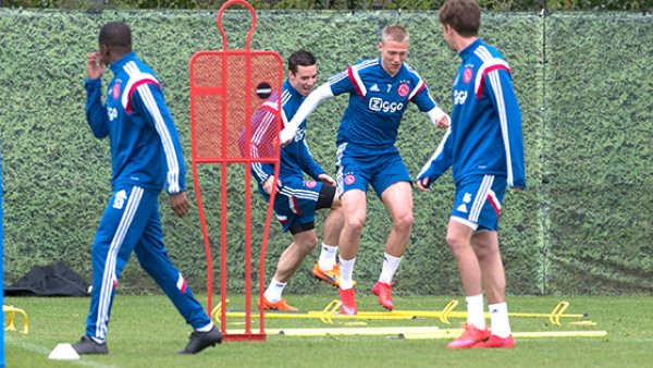 他们快速的 他们快速的