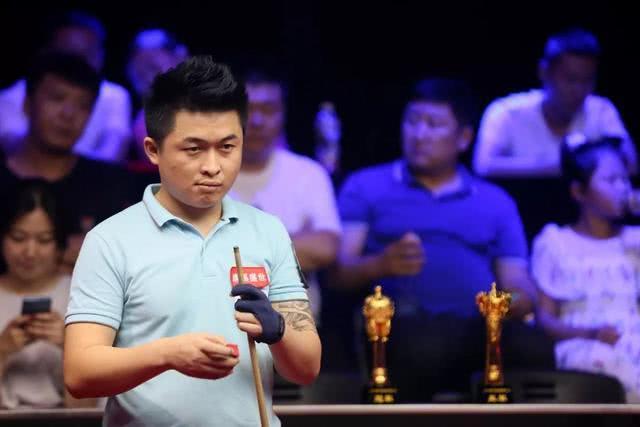 在中国效力 在中国效力