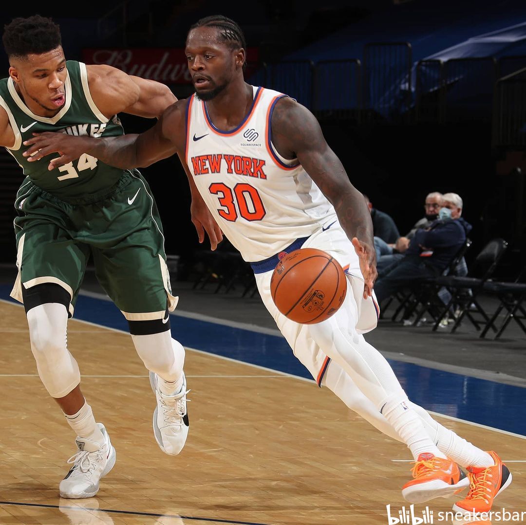 球迷曾为悼 球迷曾为悼