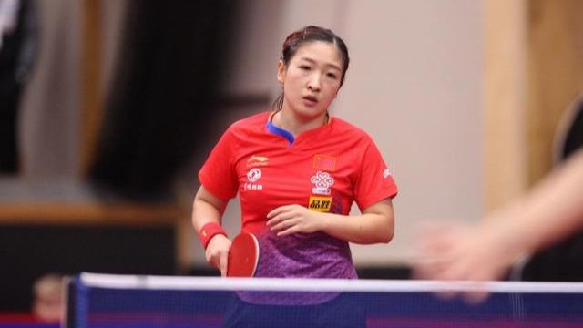 斯敲响了警 斯敲响了警