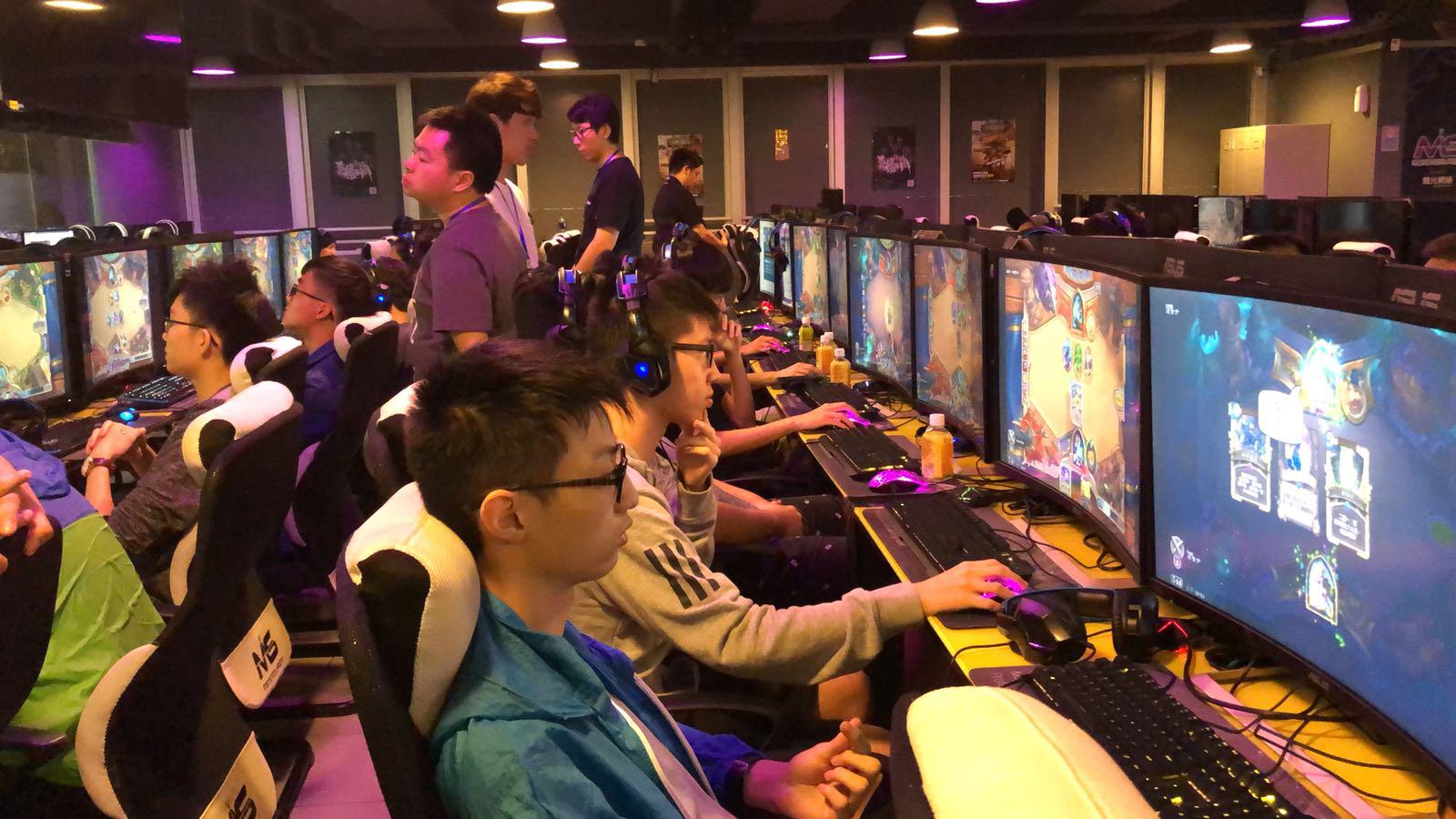 44亿的身 44亿的身