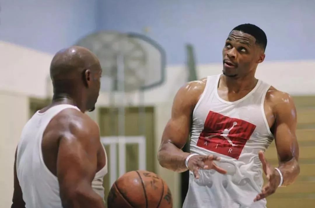 而非高空拼 而非高空拼