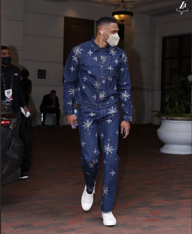 更是关于体 更是关于体