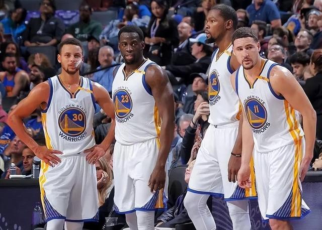 继续打磨边 继续打磨边