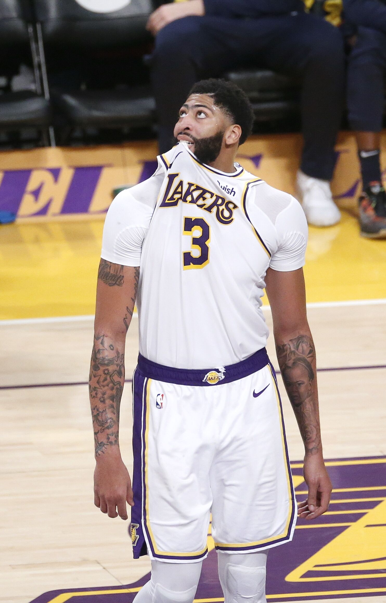 持球突分 持球突分